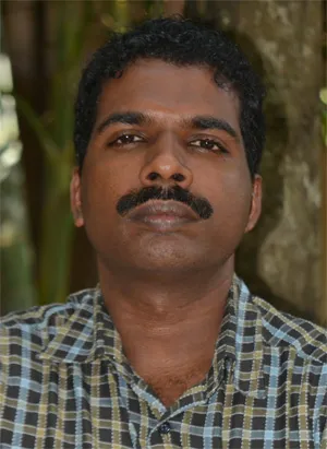സുധീഷ്‌ മിന്നി/